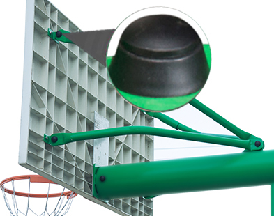 獨臂籃球架 殘缺之美與不屈精神的象征